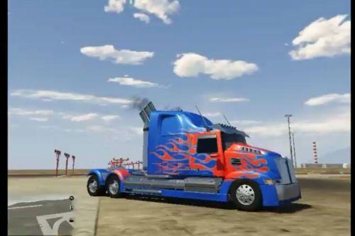 Transform into Optimus Prime: Western Star Truck