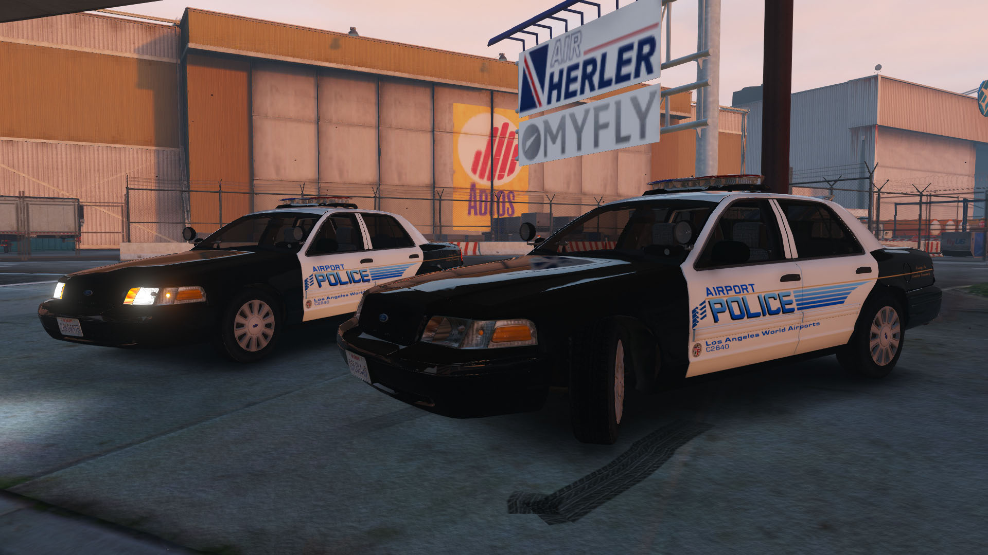 LAPD Ford Crown Vic Interceptor | GTA 5 Mods