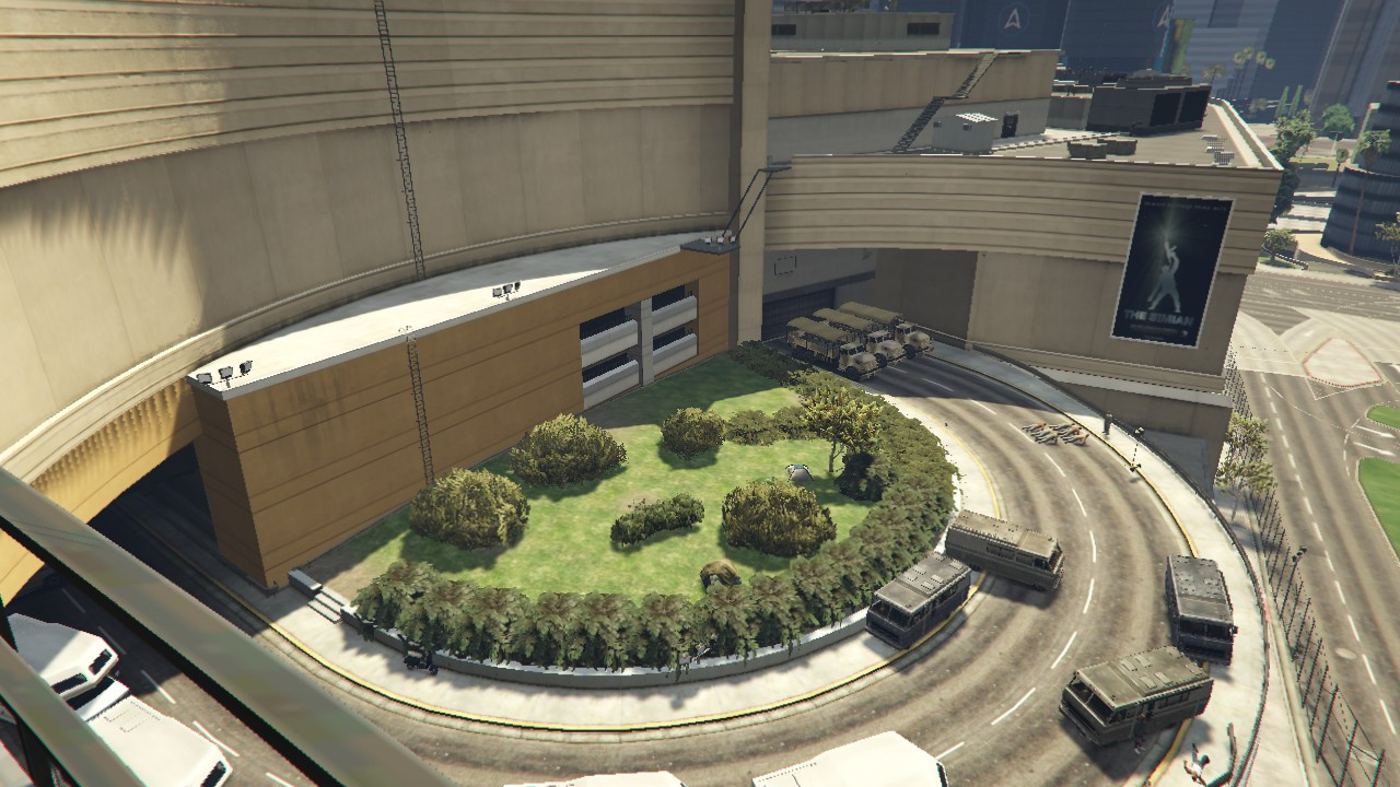 Rockford Plaza under State of Crisis | GTA 5 Mods