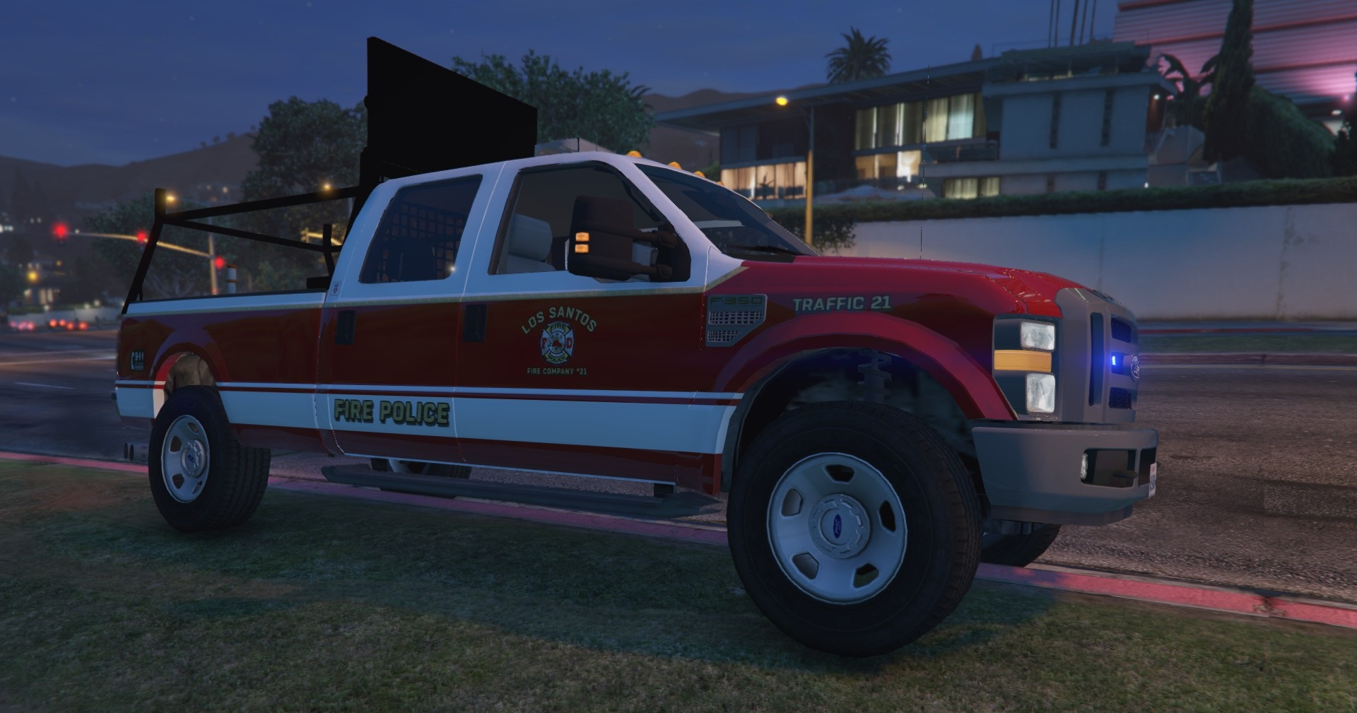 Sadot F350 Pickup Truck: Rotating Arrowboard | GTA 5 Mods